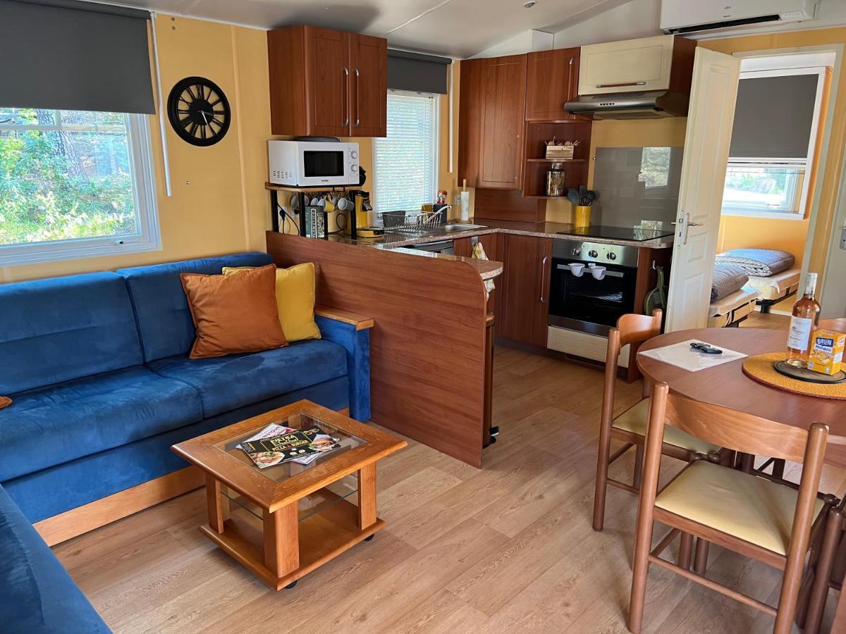 Joli Mobil-Home De Vacances, Ideal Pour Les Familles Rocbaron Екстер'єр фото